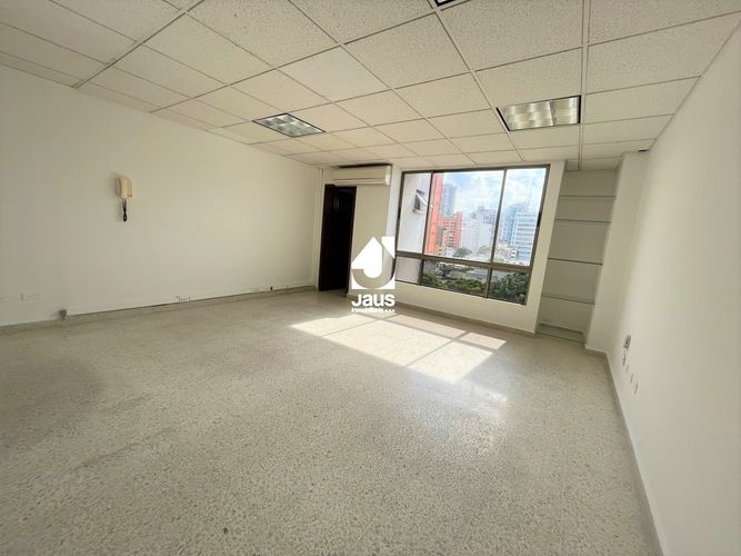 Oficina en arriendo en Cabecera del llano, Bucaramanga - Miniatura 3