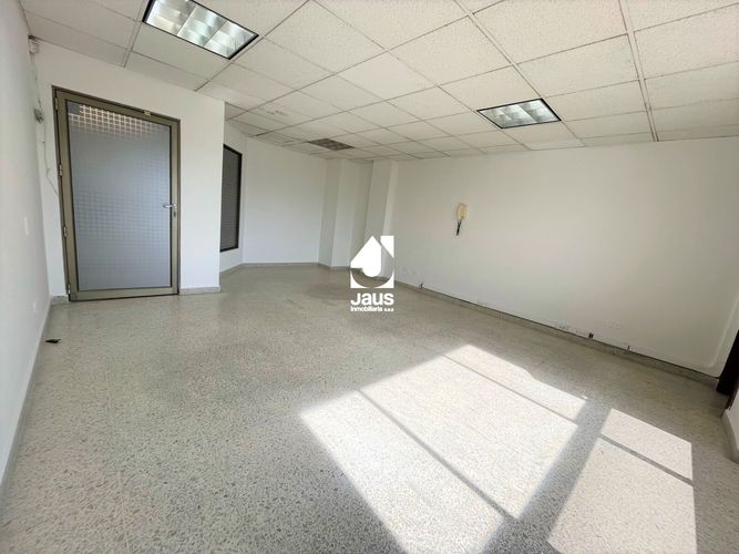 Oficina en arriendo en Cabecera del llano, Bucaramanga - Miniatura 4