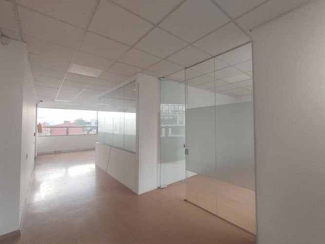 Edificio en  Arriendo en Bogotá - Miniatura 18