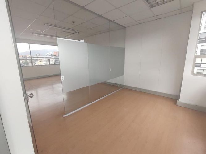 Edificio en  Arriendo en Bogotá - Miniatura 19