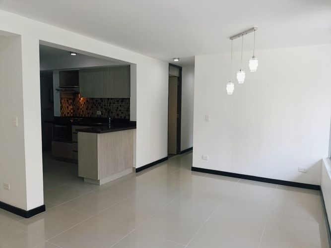 Apartamento en  Arriendo en Belén, Medellín - Imagen 1
