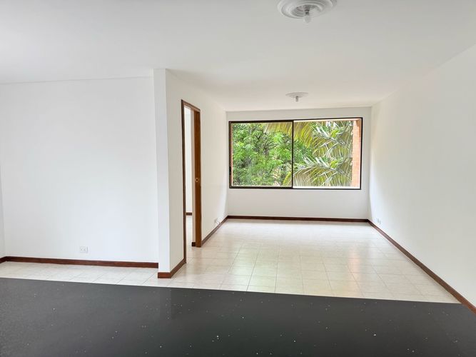 Apartamento en  Arriendo en El Poblado, Medellín - Miniatura 2