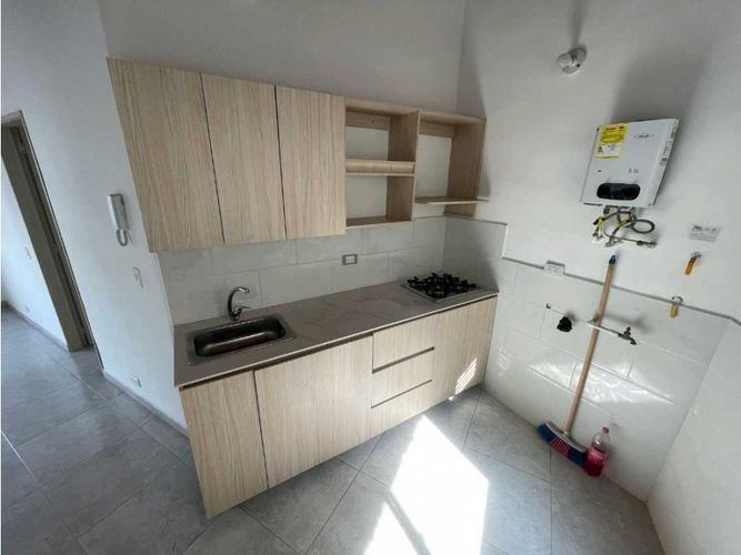 Apartaestudio en  Arriendo en Calasanz, Medellín - Miniatura 2