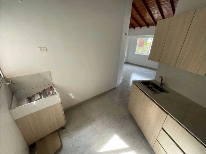 Apartaestudio en  Arriendo en Calasanz, Medellín - Miniatura 3