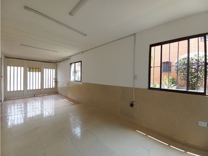 Casa en  Arriendo en Guayabal, Medellín - Miniatura 2