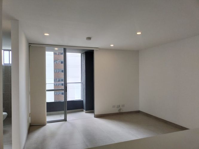 Apartamento en  Arriendo en El Poblado, Medellín - Miniatura 2