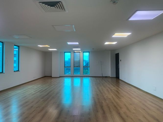 Oficina en  Arriendo en El Poblado, Medellín - Miniatura 5