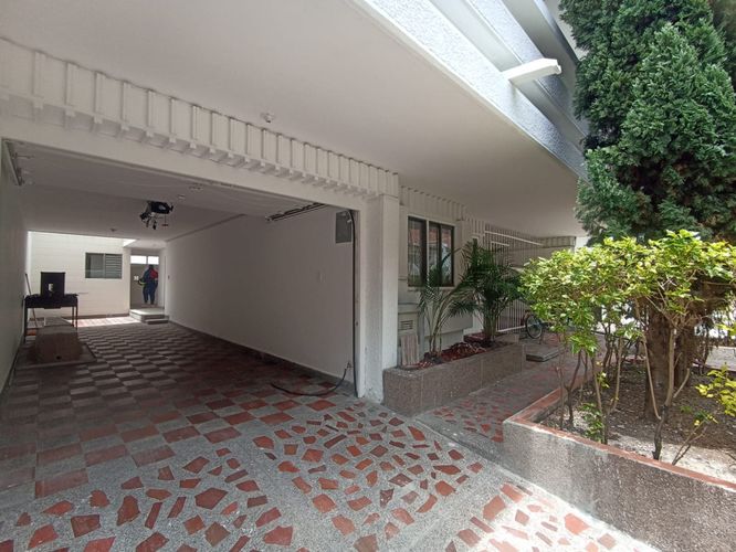 Casa en  Arriendo en Belen Alameda, Medellín - Imagen 1