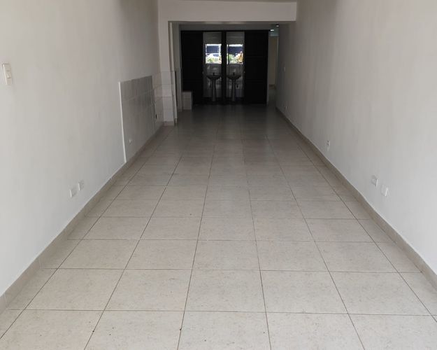 Local en  Arriendo en Guayabal, Medellín - Imagen 1