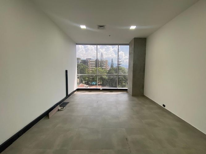 Oficina en  Arriendo en El Poblado, Medellín - Imagen 1