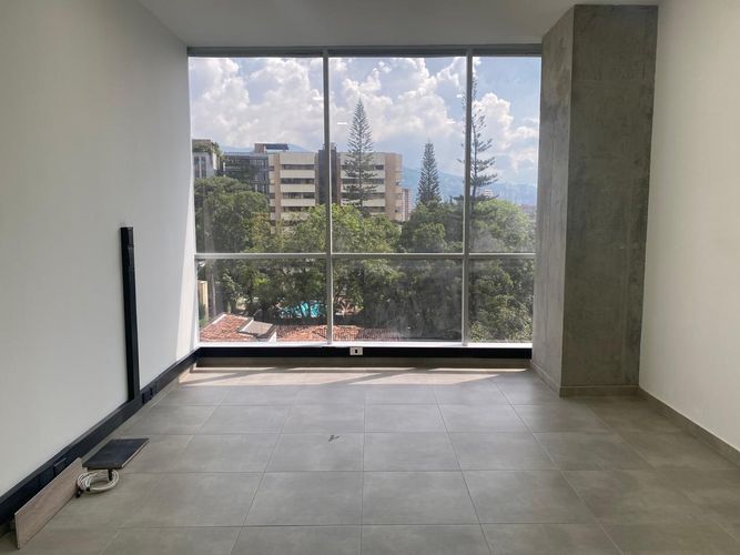 Oficina en  Arriendo en El Poblado, Medellín - Miniatura 5