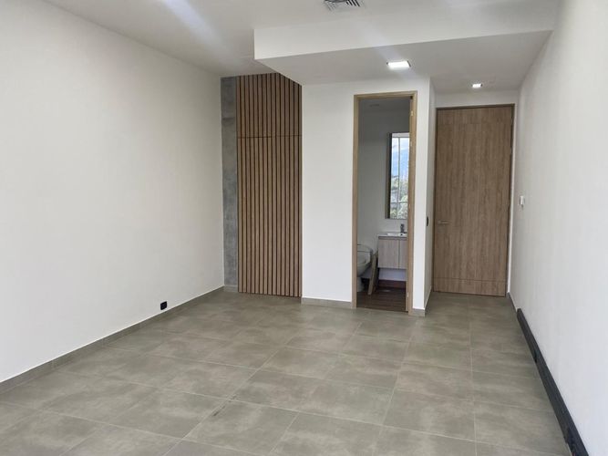 Oficina en  Arriendo en El Poblado, Medellín - Miniatura 12