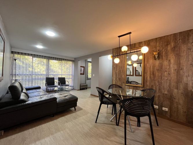 Apartamento en  Arriendo en El Poblado, Medellín - Imagen 1