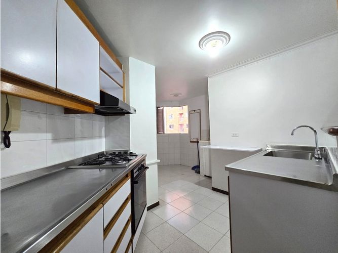 Apartamento en  Venta en Laureles, Medellín - Miniatura 3
