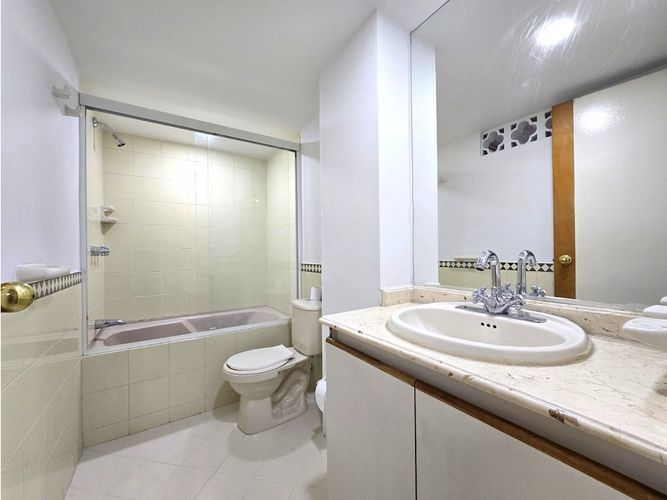 Apartamento en  Venta en Laureles, Medellín - Miniatura 6