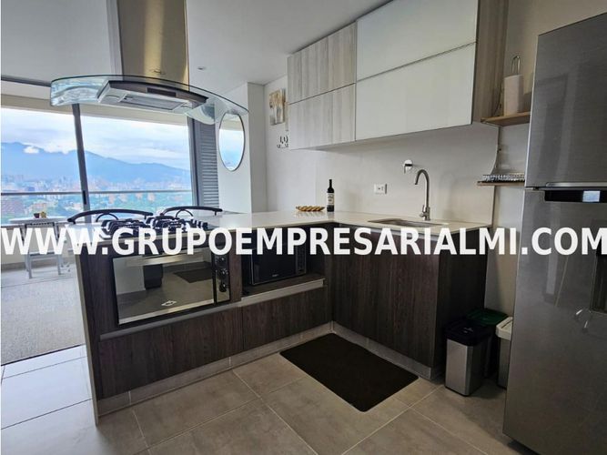 Apartaestudio en  Arriendo en El Poblado, Medellín - Imagen 1