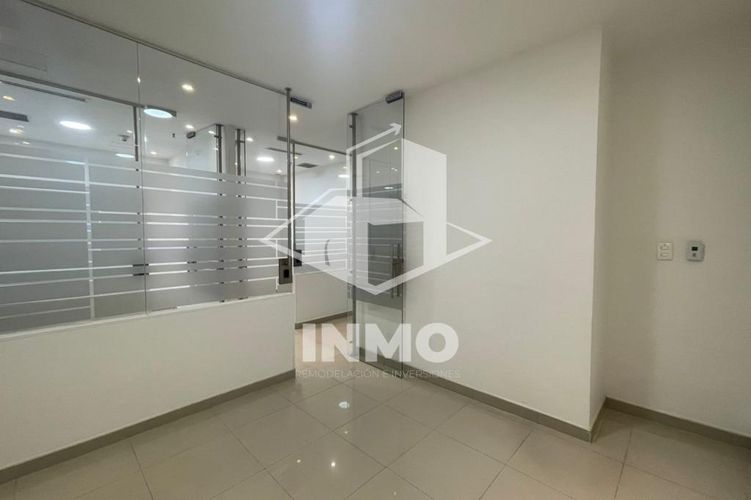 Oficina en  Arriendo en Santa Barbara, Bogotá - Miniatura 13