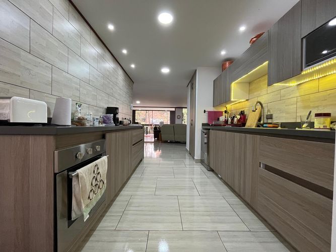 Apartamento en  Venta en El Poblado, Medellín - Miniatura 7