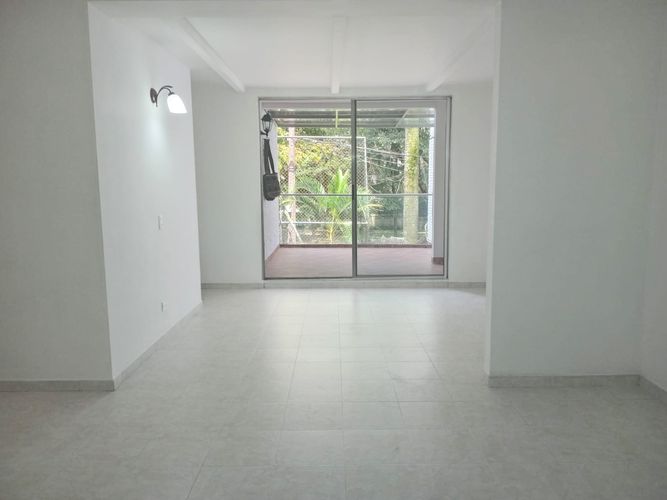 Apartamento en  Arriendo en El Poblado, Medellín - Imagen 1