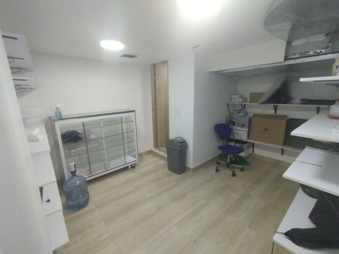 Local en  Arriendo en La candelaria, Medellín - Miniatura 4