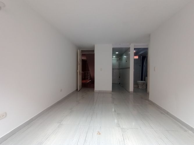 Apartamento en venta en El codito, Bogotá - Miniatura 2