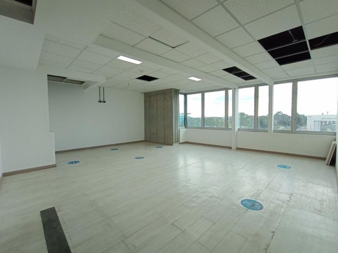 Oficina en arriendo en Puerta de teja, Bogotá - Miniatura 17