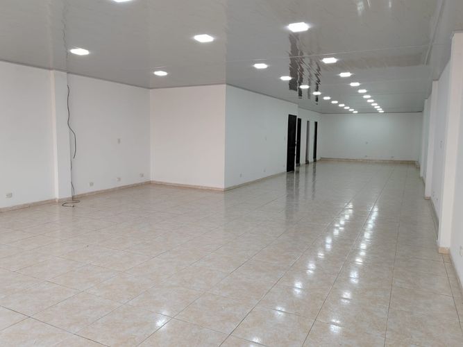 Oficina en  Arriendo en Boyaca Real, Bogotá - Imagen 1