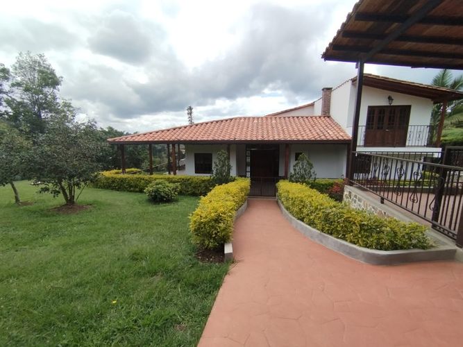Finca en  Arriendo en Guarne - Miniatura 2