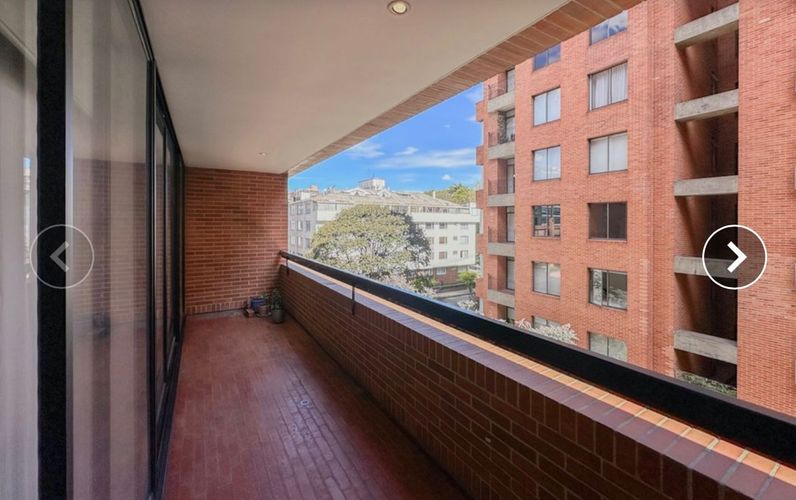 Apartamento en  Venta en El Virrey, Bogotá - Miniatura 2