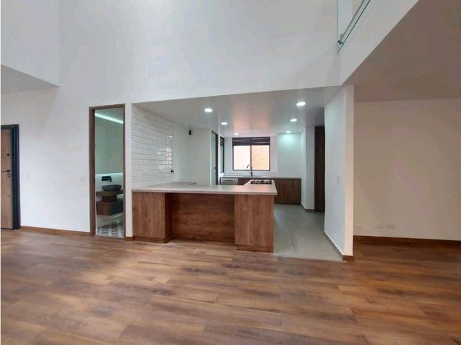 Apartamento en  Venta en Laureles, Medellín - Miniatura 2