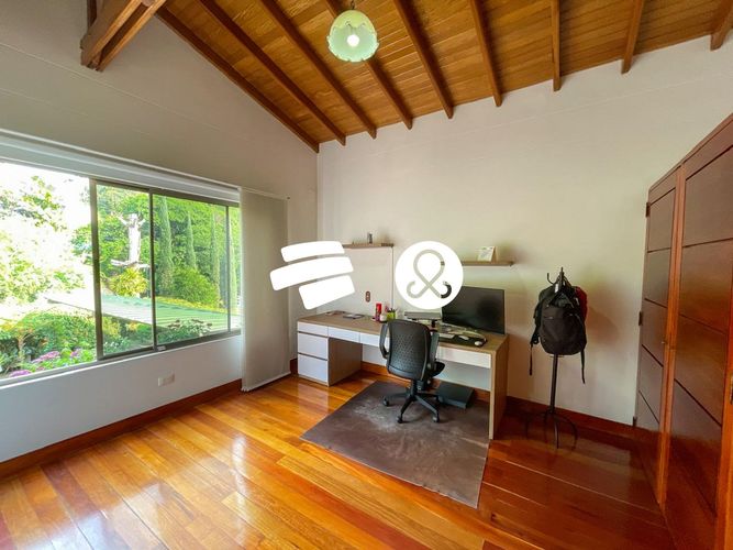 Casa en  Venta en Loma del Escobero, Envigado - Miniatura 13
