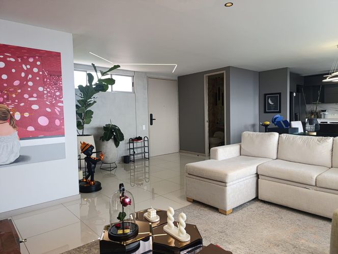 Apartamento en  Venta en El Poblado, Medellín - Miniatura 3