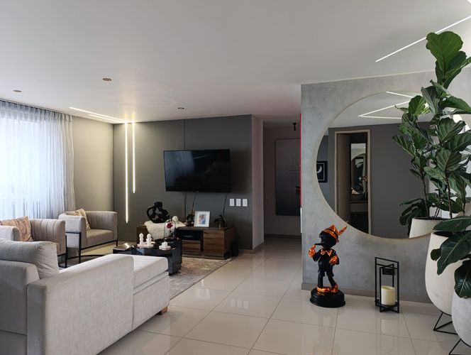 Apartamento en  Venta en El Poblado, Medellín - Miniatura 4