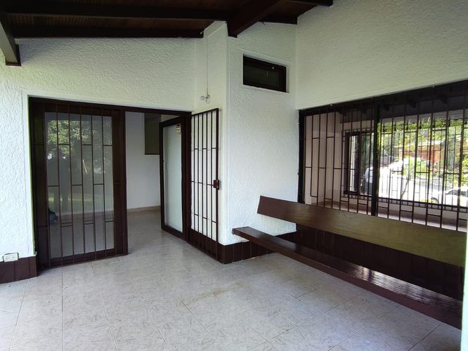 Oficina en  Arriendo en El Poblado, Medellín - Imagen 1