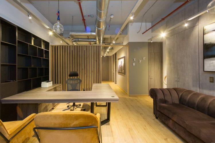 Oficina en  Arriendo en El Poblado, Medellín - Imagen 1