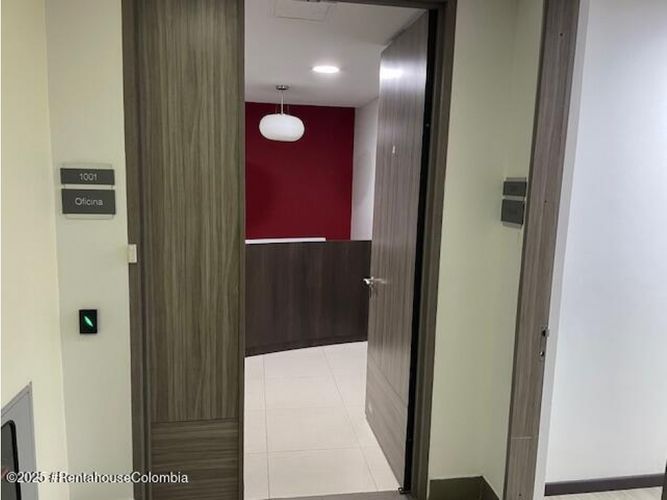 Oficina en  Arriendo en Usaquen, Bogotá - Miniatura 2