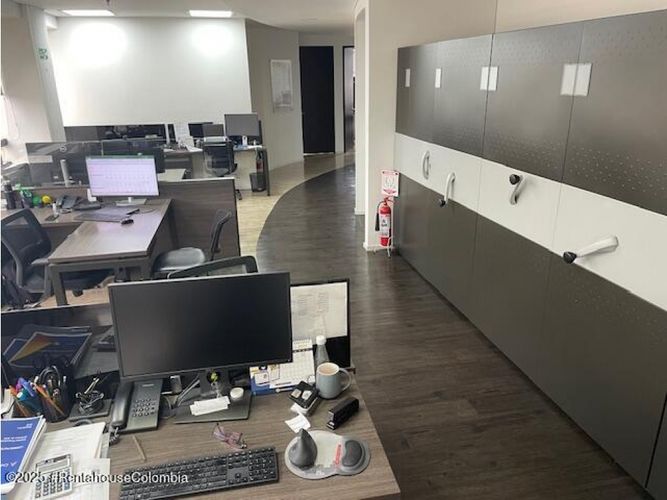 Oficina en  Arriendo en Usaquen, Bogotá - Miniatura 14