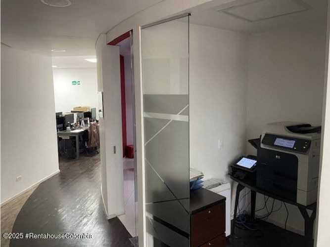 Oficina en  Arriendo en Usaquen, Bogotá - Miniatura 21