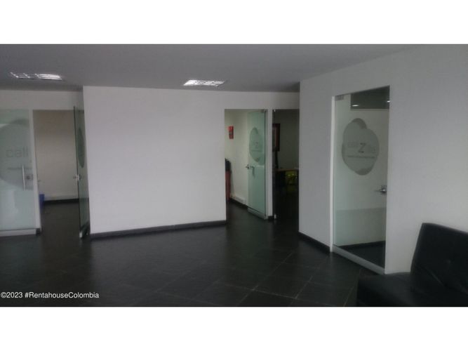 Oficina en  Arriendo en Usaquen, Bogotá - Miniatura 9