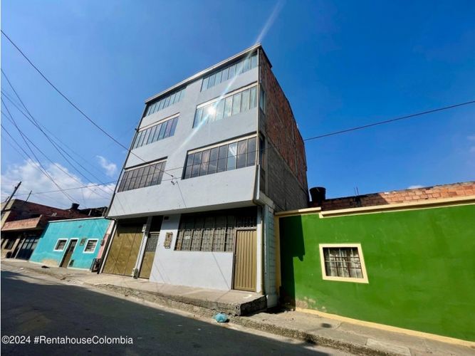 Edificio en  Venta en Soacha - Imagen 1