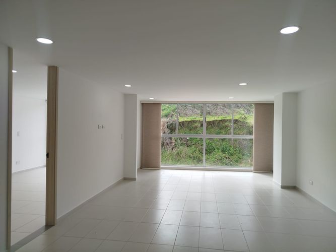 Apartamento en  Arriendo en Pinares, Pereira - Imagen 1