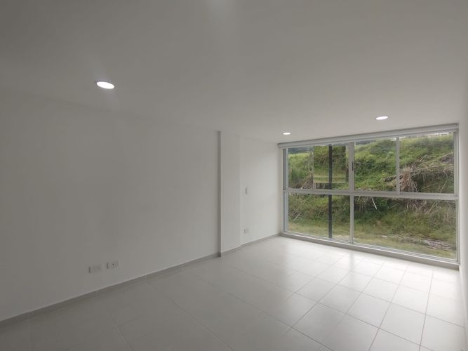 Apartamento en  Arriendo en Pinares, Pereira - Miniatura 2
