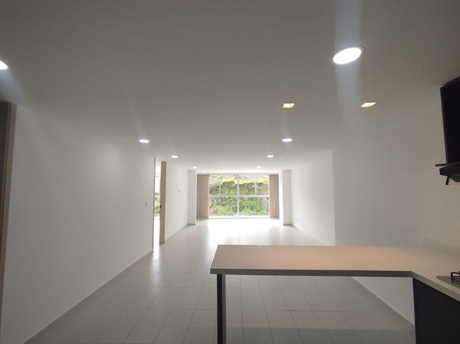 Apartamento en  Arriendo en Pinares, Pereira - Miniatura 4