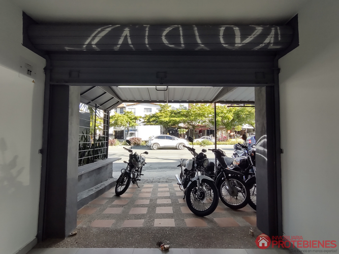 Local en  Arriendo en Conquistadores, Medellín - Miniatura 3