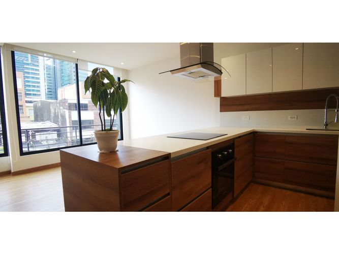 Apartamento en  Venta en Santa Barbara, Bogotá - Miniatura 3