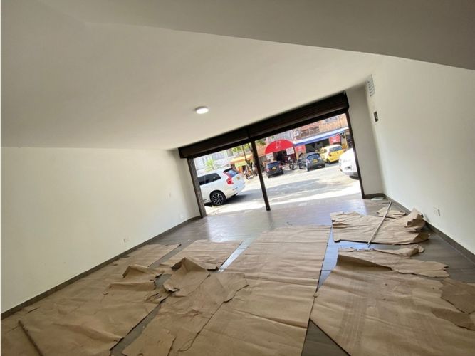Local en  Arriendo en Laureles, Medellín - Miniatura 3