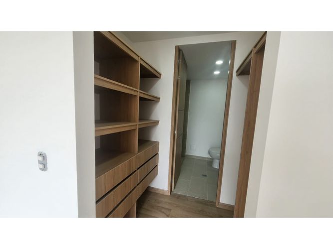 Apartaestudio en  Venta en Usaquen, Bogotá - Miniatura 9