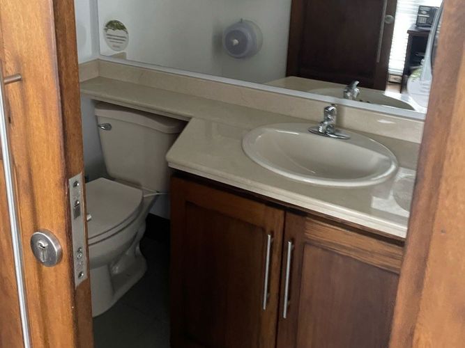 Oficina en  Arriendo en El Poblado, Medellín - Miniatura 8