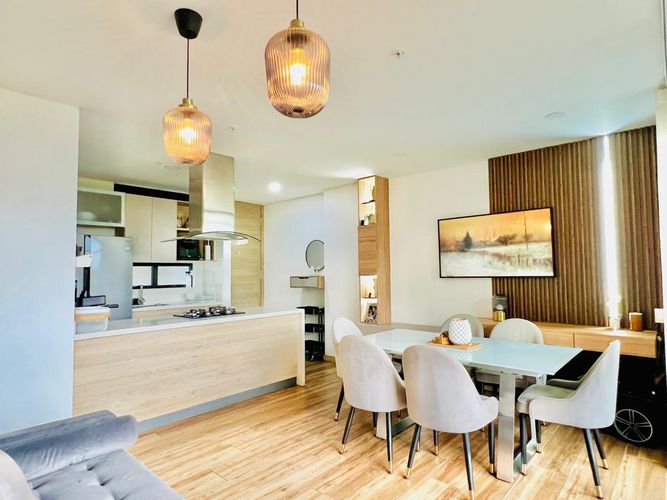 Apartamento en  Venta en Loma del Escobero, Envigado - Miniatura 2