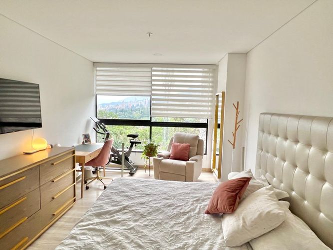 Apartamento en  Venta en Loma del Escobero, Envigado - Miniatura 16